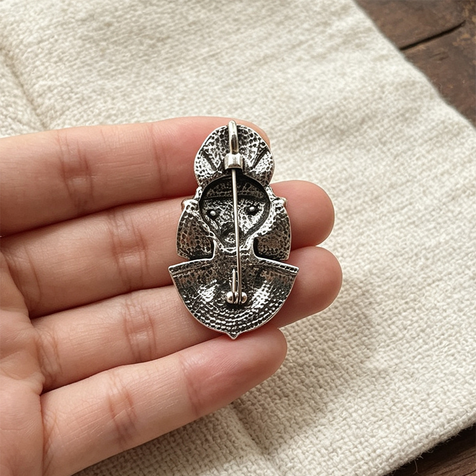 Broche de revers, accessoire d - Cosplay Prop avis et prix